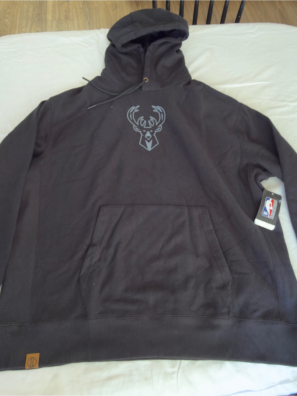 NWT Holloway Milwaukee Bucks Classic Puller-over Hoodie Men’s 2XL
